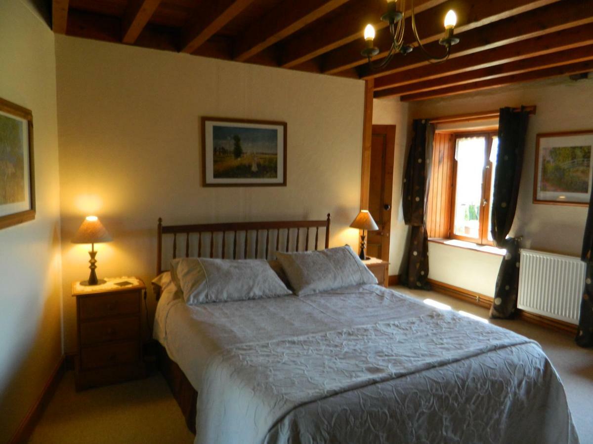 B&B La Seliniere Champ-du-Boult Exterior photo